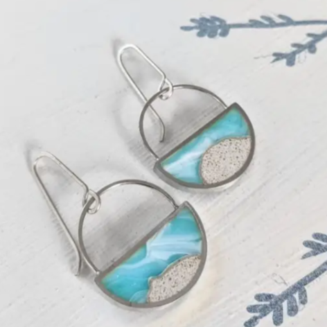 Silver and resin jewellery discount